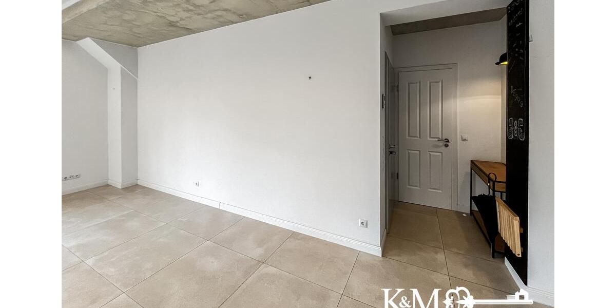 Dachgeschoßwohnung Andernach - 4 Zimmer, 135 m&sup2;, 1.820&euro; | Angebot:26349310