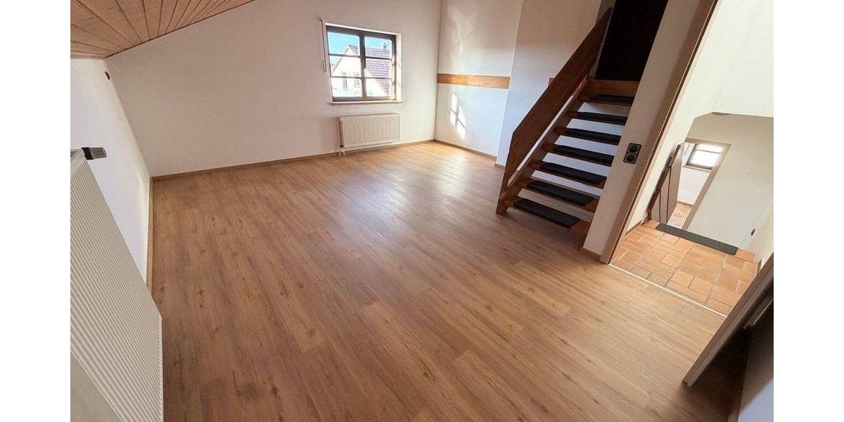 Reihenmittelhaus Pleinfeld - 6 Zimmer, 160 m&sup2;, 1.290&euro; | Angebot:26804478