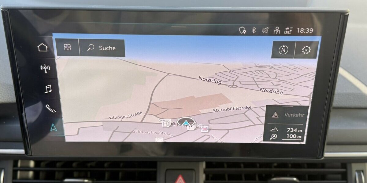 Audi A4 40 TDI ADVANCED/VIRTUAL COCKPIT/KAMERA/1.HAND 85.539 km 22.900 &euro; Villingen-Schwenningen 78054