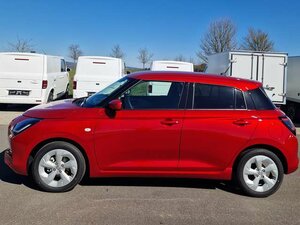 Suzuki Swift 1.2 Hybrid MT Comfort 4.800 km 18.690 € Obrigheim-Asbach 74847