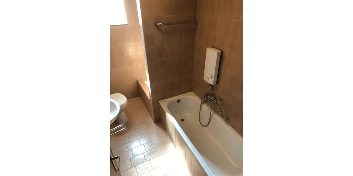 Erdgeschoßwohnung Mehlbach - 4 Zimmer, 80 m&sup2;, 600&euro; | Angebot:26399626