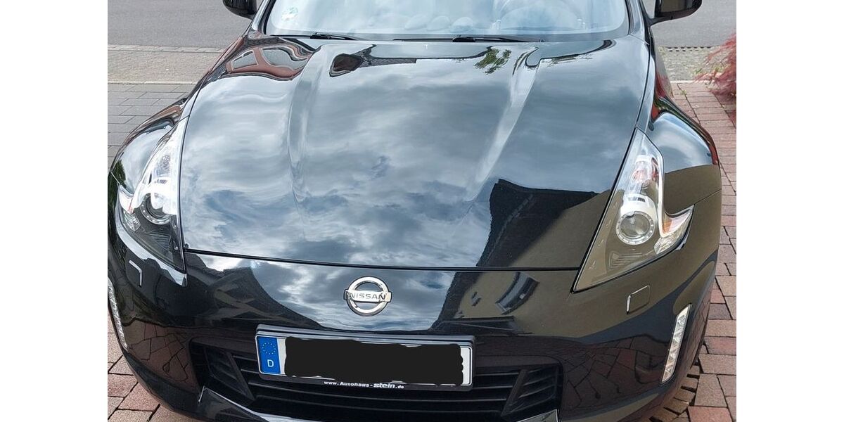 Nissan 370Z 60.000 km 29.900 &euro; Pulheim 50259