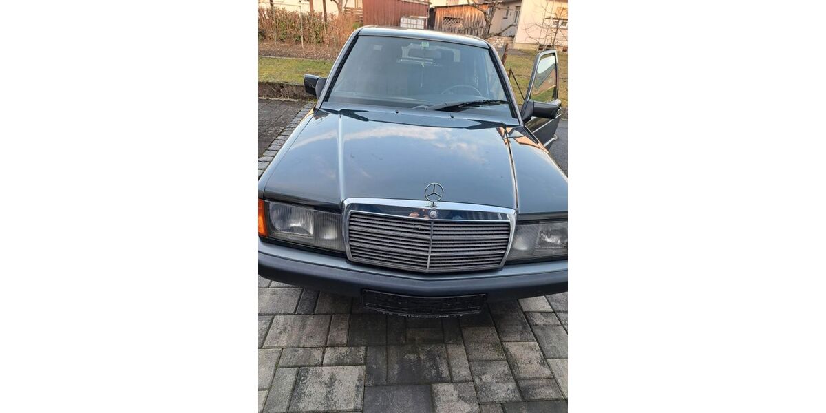 Mercedes-Benz 190 191.144 km 11.500 &euro; Volkertshausen 78269