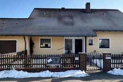 Haus zum Kaufen in Burglengenfeld 429.000 € 127 m² 5 zimmer