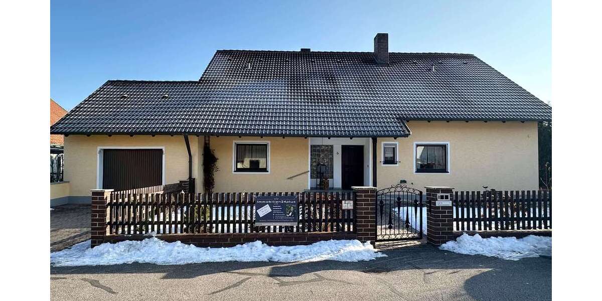 Haus zum Kaufen in Burglengenfeld 429.000 € 127 m² 5 zimmer