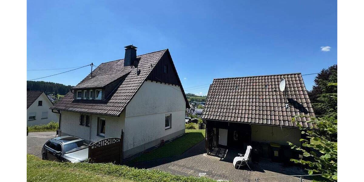 Mehrfamilienhaus, Wohnhaus Kirchhundem Würdinghausen - 6 Zimmer, 139 m&sup2;, 179.000&euro; | Angebot:23953364
