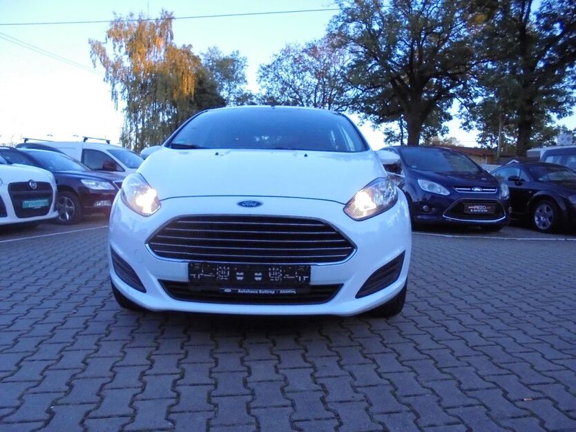 Ford Fiesta 100.000 km 4.750 € München OT Trudering-Riem 81825