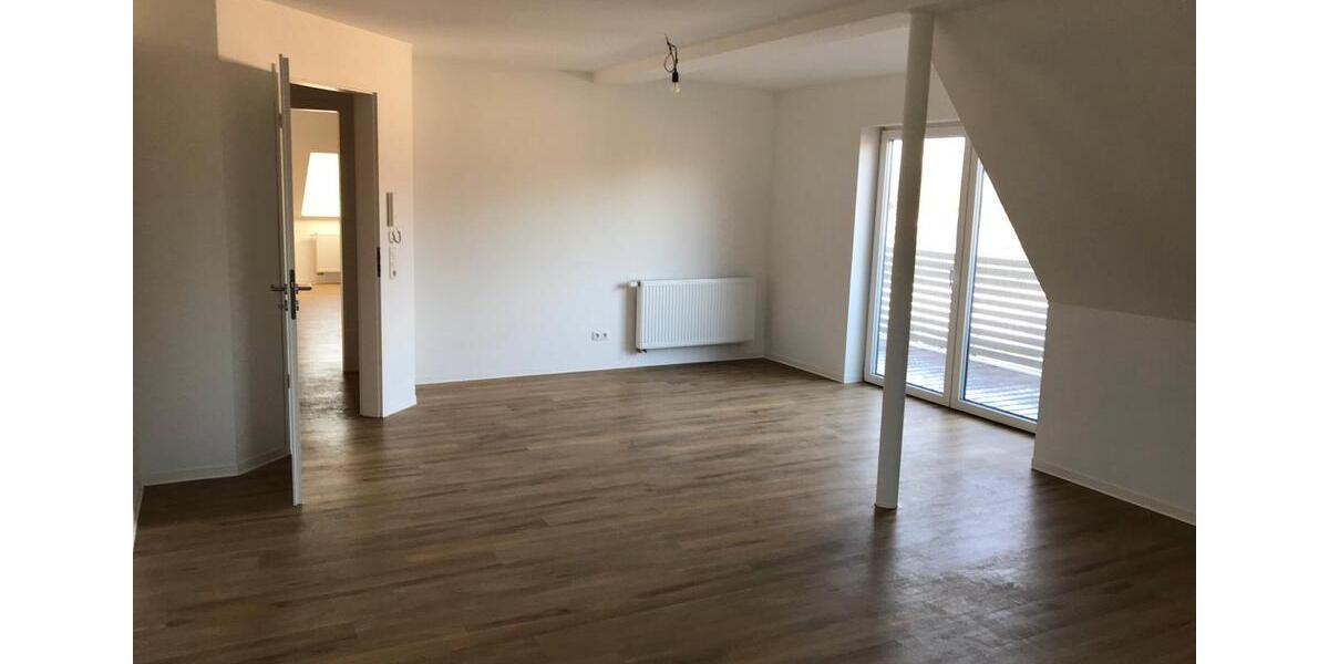 Dachgeschoßwohnung Tellingstedt - 4 Zimmer, 156 m&sup2;, 1.090&euro; | Angebot:26380781