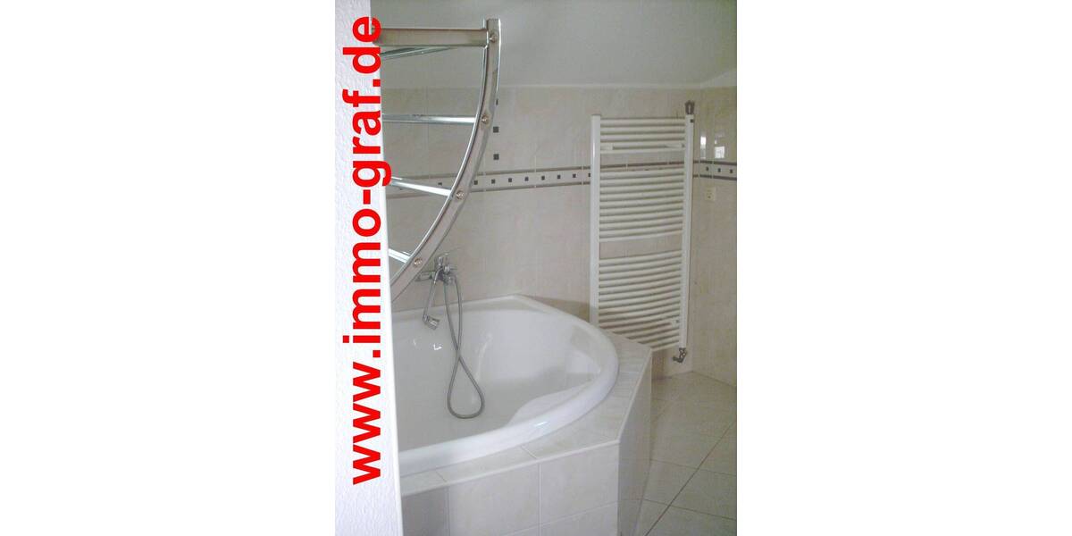 Mehrfamilienhaus, Wohnhaus Rielasingen-Worblingen Rielasingen - 8 Zimmer, 210 m&sup2;, 680.000&euro; | Angebot:25668032