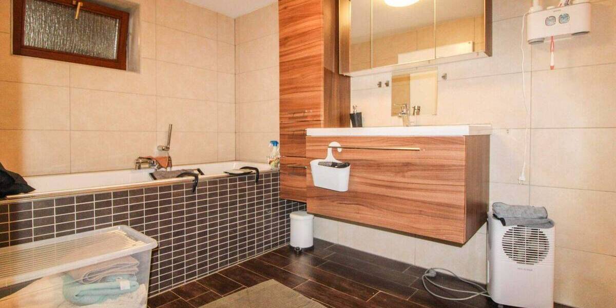 Einfamilienhaus Bitz - 6 Zimmer, 274.000&euro; | Angebot:26569810