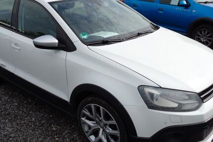 VW Polo 147.000 km 8.490 &euro; Kubschütz 02627