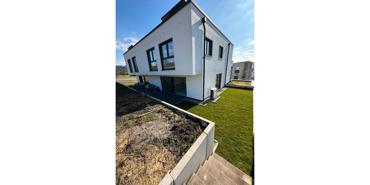 Doppelhaushälfte Oberrot - 5 Zimmer, 150 m&sup2;, 1.500&euro; | Angebot:25382984