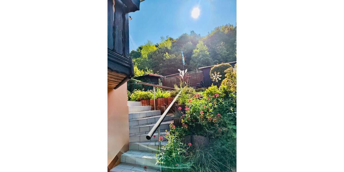 Familienfreundliches Stadthaus mit Garten & Terrasse in Amberg 5 zimmer