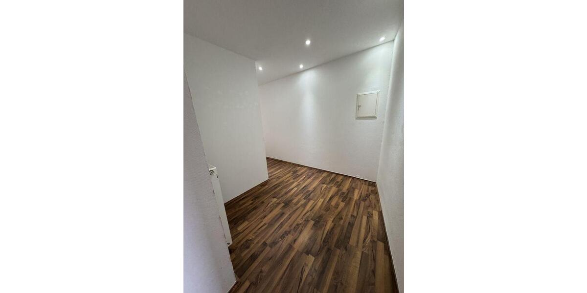 Dachgeschoßwohnung Wuppertal Elberfeld - 3 Zimmer, 87 m&sup2;, 750&euro; | Angebot:25046141