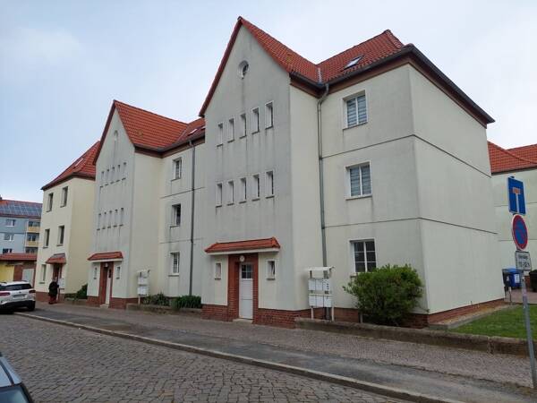Etagenwohnung Aschersleben - 3 Zimmer, 64 m&sup2;, 63.000&euro; | Angebot:25672252