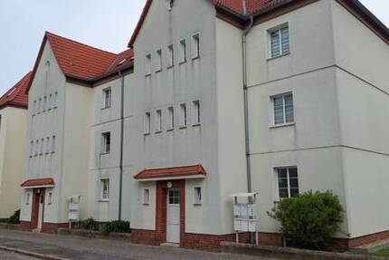 Wohnung Aschersleben - 3 Zimmer, 64 m&sup2;, 63.000&euro; | Angebot:25672252