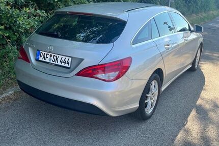 Mercedes-Benz CLA 180 Shooting Brake 206.500 km 7.900 &euro; Reichertshausen 85293