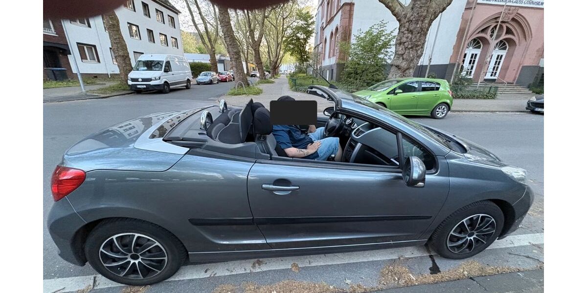 Peugeot 207 122.000 km 990 &euro; Gelsenkirchen 45888