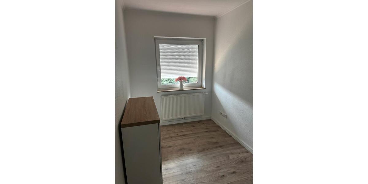Reihenhaus Delmenhorst Düsternort - 4.5 Zimmer, 99 m&sup2;, 1.350&euro; | Angebot:26087235