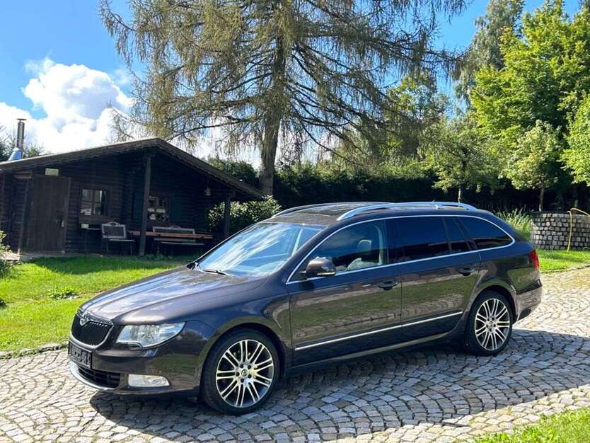 Skoda Superb 118.500 km 11.850 € Neureichenau 94089