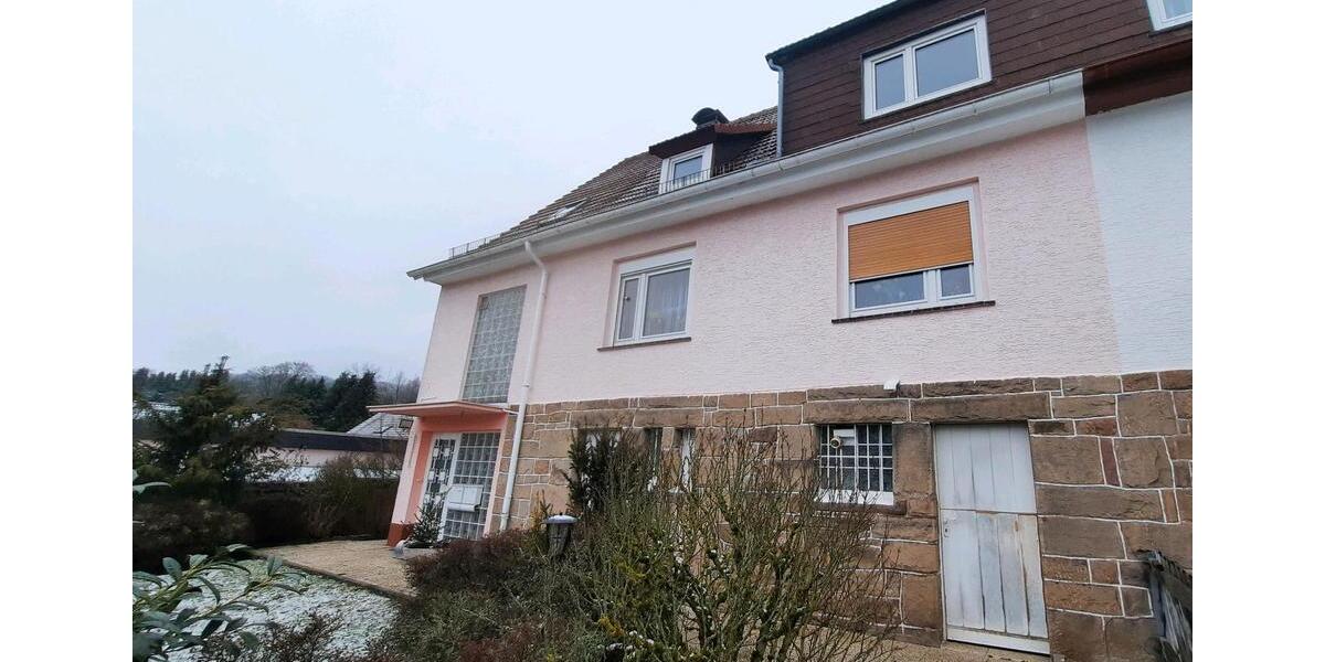 Doppelhaushälfte Gersfeld (Rhön) - 8 Zimmer, 224 m&sup2;, 298.000&euro; | Angebot:25421208