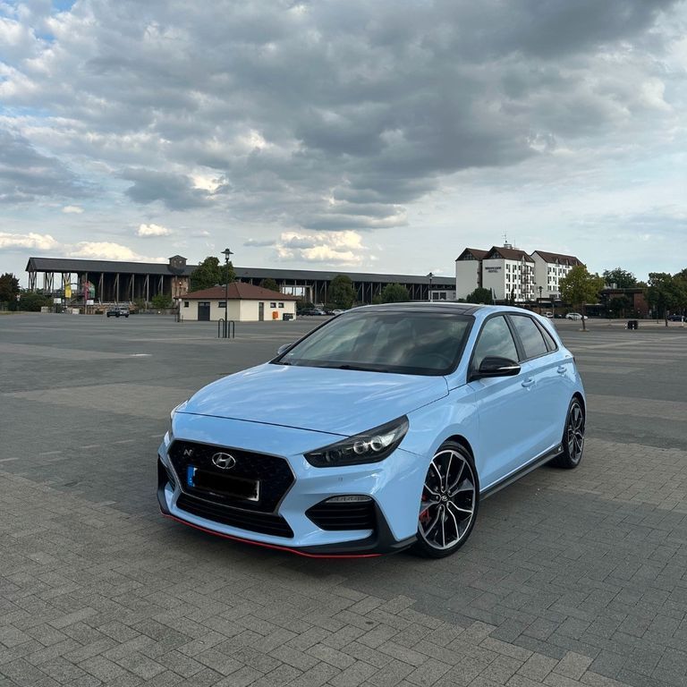 Hyundai i30 130.000 km 18.000 € Ludwigshafen 67071