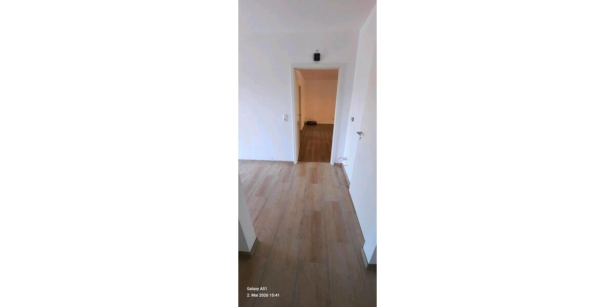 Etagenwohnung Korbach - 1 Zimmer, 90 m&sup2;, 1.100&euro; | Angebot:26413118