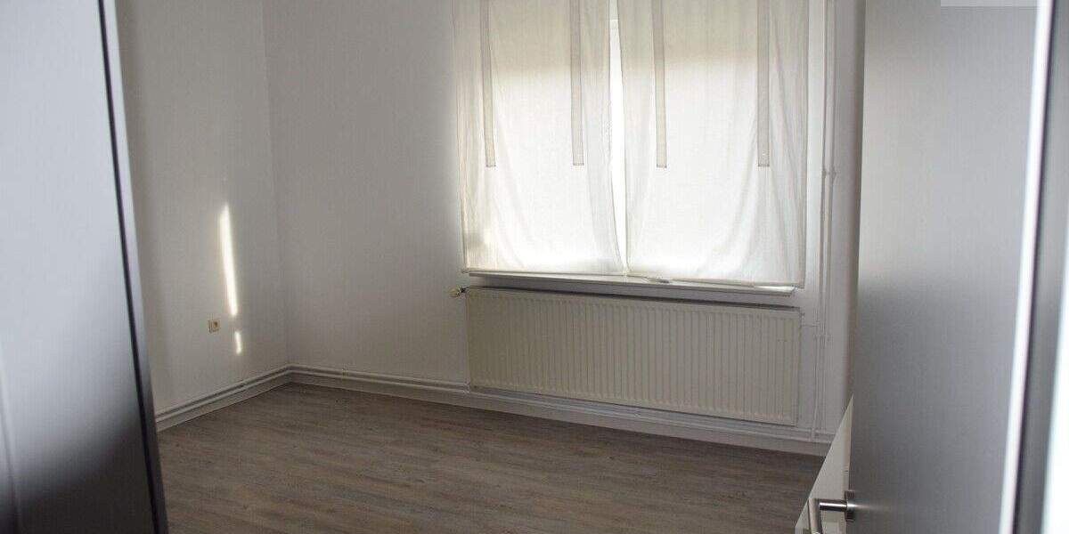 Einfamilienhaus Friedburg Upschört Wiesmoor - 5 Zimmer, 209 m&sup2;, 325.000&euro; | Angebot:25895515