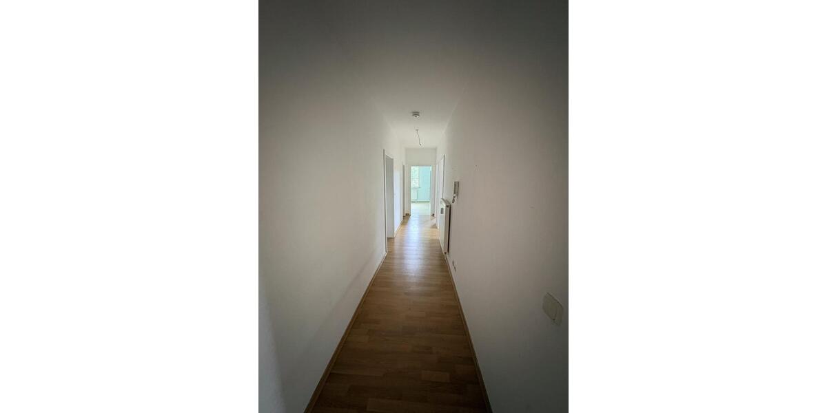 Etagenwohnung Jüterbog - 3 Zimmer, 91 m&sup2;, 600&euro; | Angebot:26664640