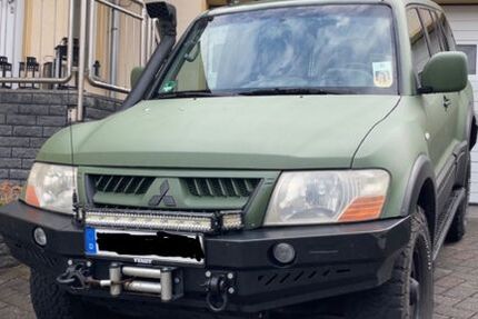 Mitsubishi Pajero 196.000 km 16.600 &euro; Obererbach 56414