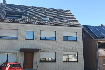 Haus Warburg - 15 Zimmer, 200 m&sup2;, 175.000&euro; | Angebot:26763734