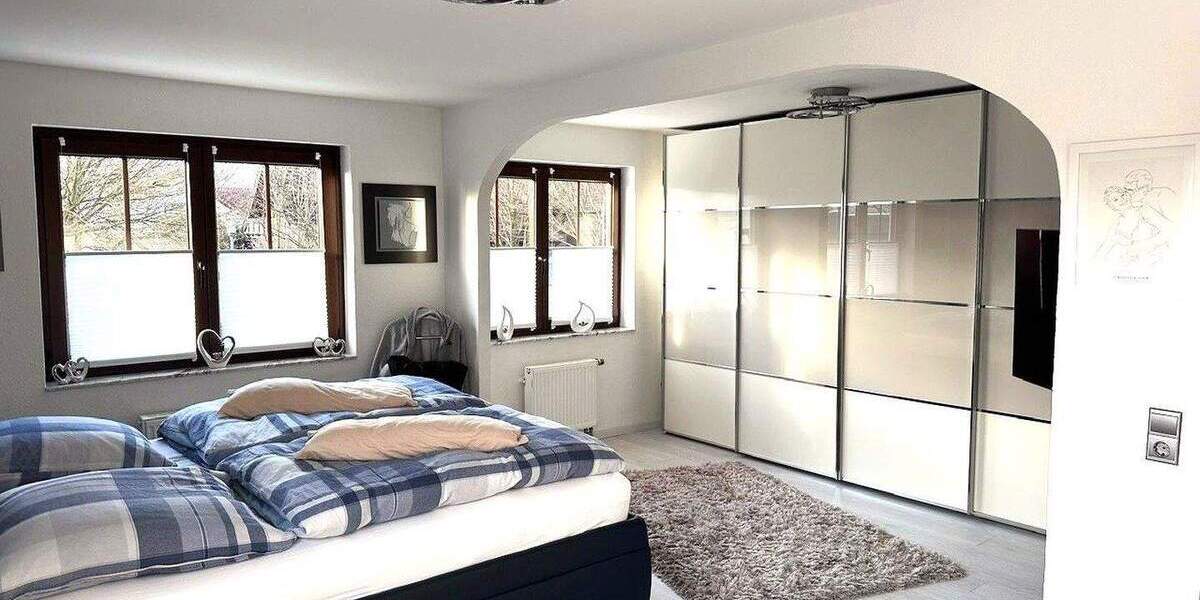 Elegantes 7 Zimmer Reihenendhaus in Rheinbach 170 qm WFL und 398 Grd. 7 zimmer