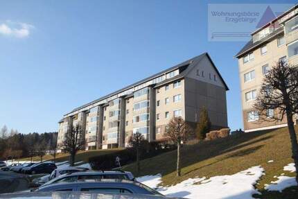 Dachgeschosswohnung mit schönem Ausblick in Geyer! 3 zimmer