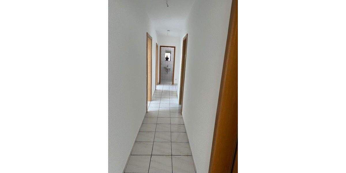 ca. 84 qm toll geschnittene 3-Zimmer Wohnung mit großem Balkon 3 zimmer