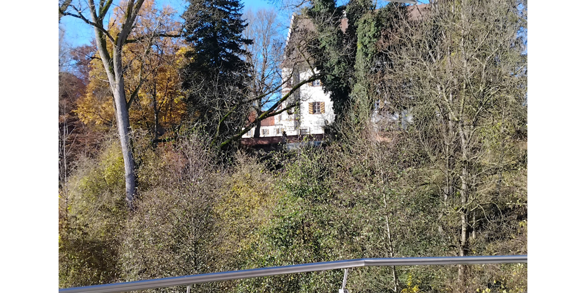 Komfortable und barrierefreie 2,5 Zimmer Penthouse-WHG mit EBK und TG-Stellplatz zu vermieten! 2 zimmer