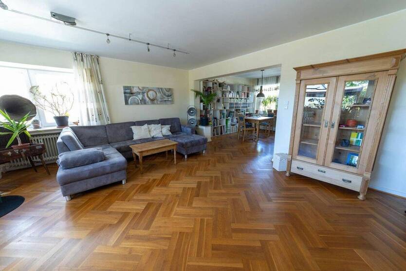 Hochwertiges Stadthaus Im Zentrum Remscheids mit schönem Garten (maklerfrei) 1 zimmer