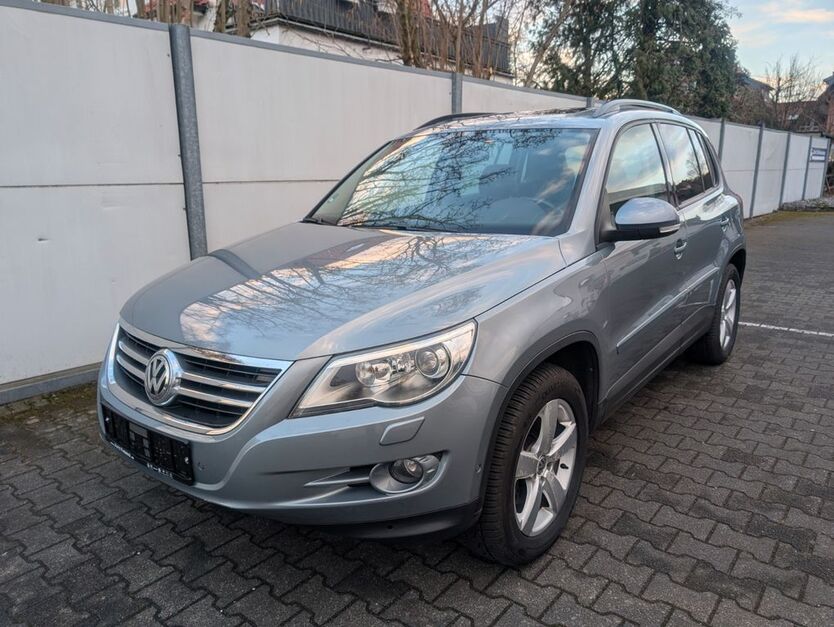 VW Tiguan 168.280 km 7.999 € Detmold 32758