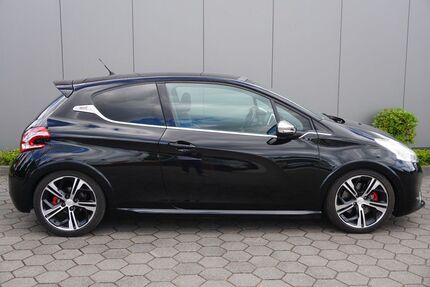 Peugeot 208 120.000 km 6.999 &euro; Coesfeld 48653