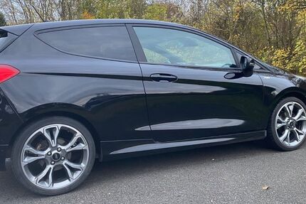 Ford Fiesta 85.000 km 10.400 &euro; Beverungen 37688