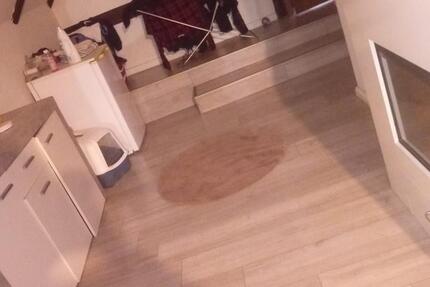 Dachgeschosswohnung zur Miete in Zarpen 2 zimmer