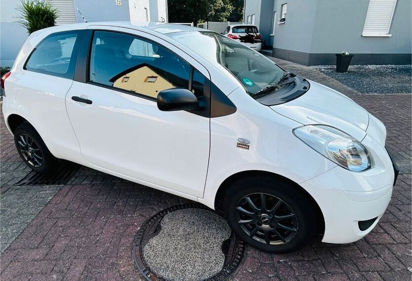 Yaris