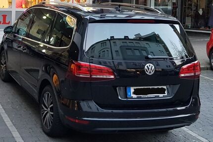 VW Sharan 150.050 km 22.800 &euro; Essen 45144