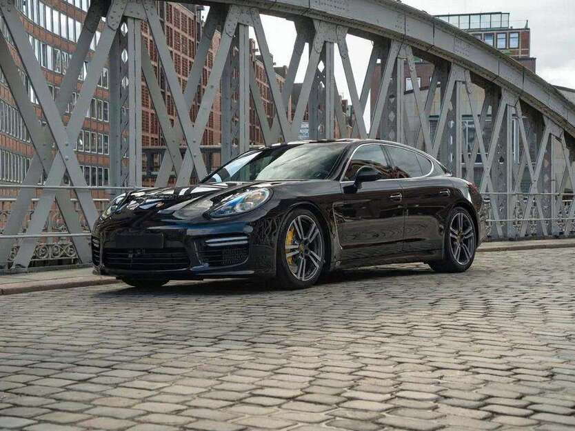Porsche Panamera 34.147 km 72.000 € Mittelstraße 32 Hundsangen 56414