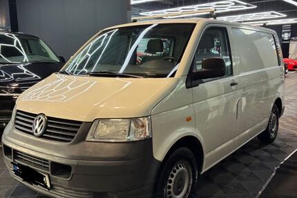 VW T5 Transporter 112.277 km 5.499 &euro; Berlin 10623