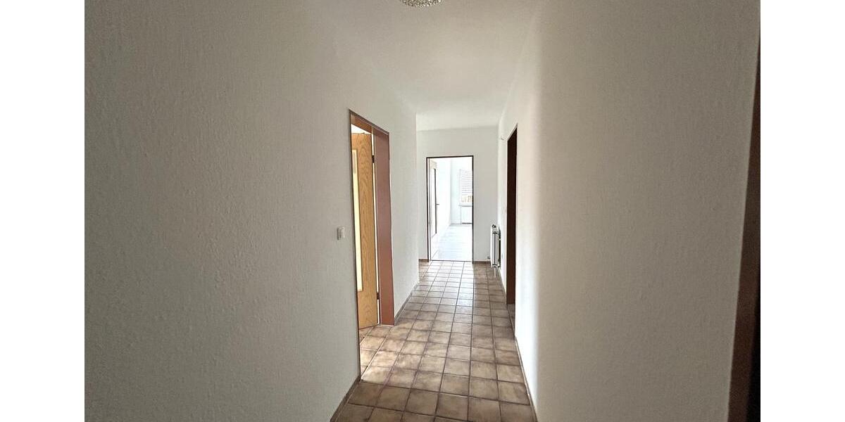 Etagenwohnung Apen - 3 Zimmer, 90 m&sup2;, 600&euro; | Angebot:26681565