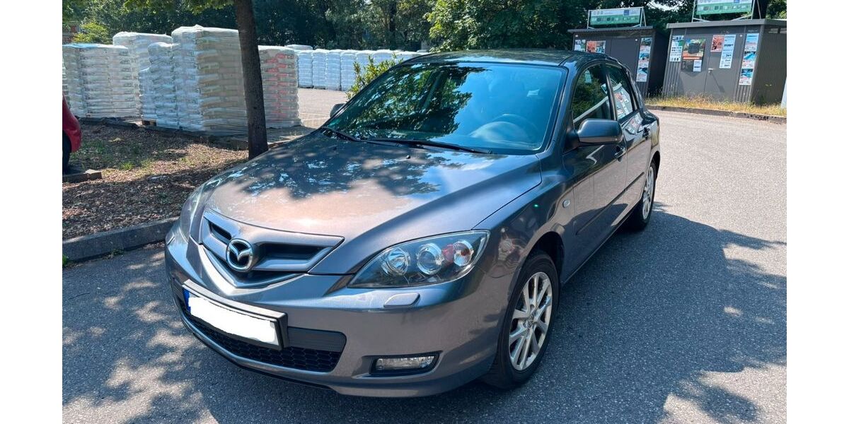 Mazda 3 147.000 km 3.980 &euro; München 80639
