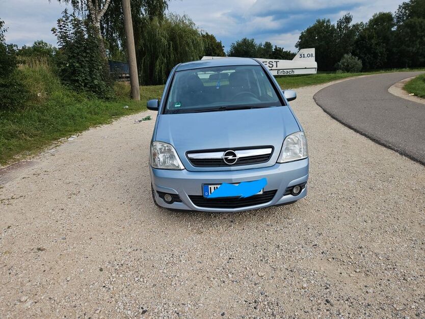 Opel Meriva 233.800 km 930 € Ulm 89079