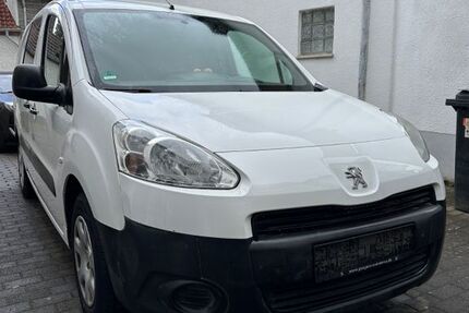 Peugeot Partner 190.000 km 5.200 &euro; Darmstadt 64291