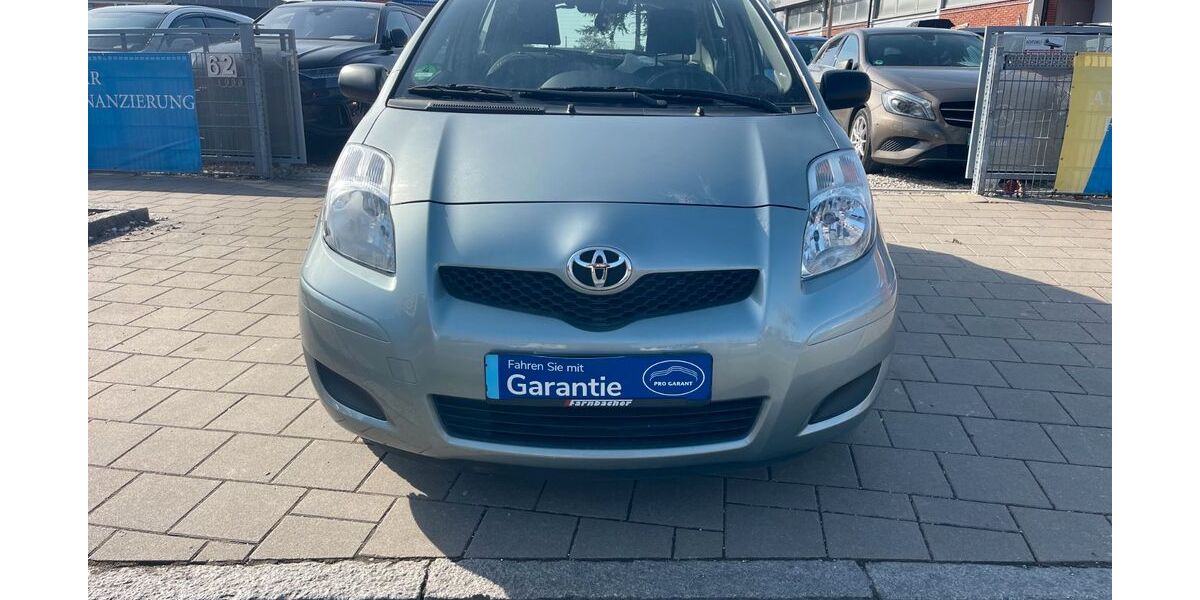 Toyota Yaris 59.975 km 5.499 &euro; Fürth 90763