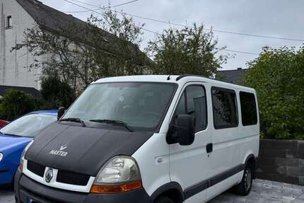 Renault Master 430.000 km 4.900 € Girod 56412